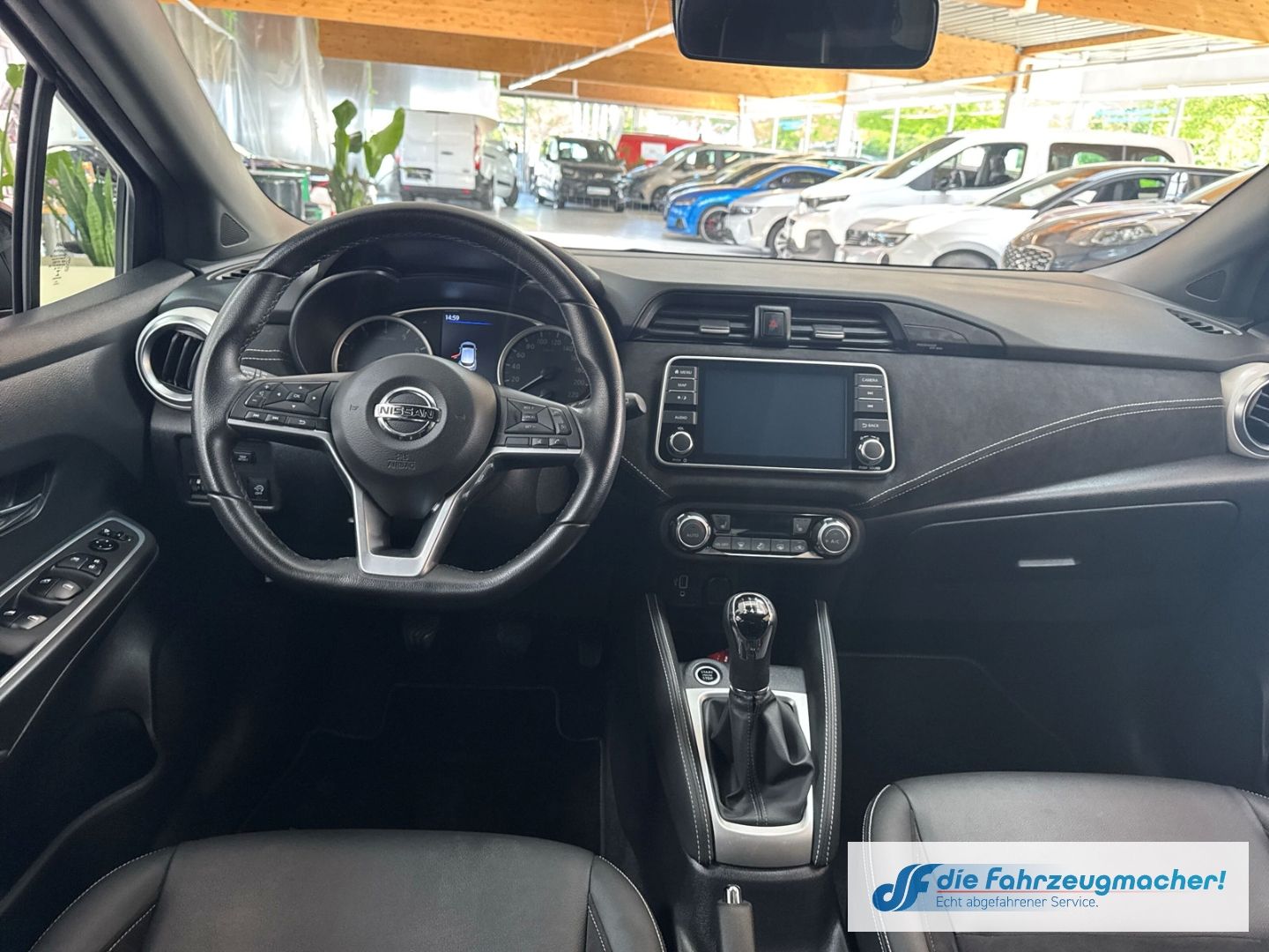 Fahrzeugabbildung Nissan Micra N-Sport Navi Soundsystem Bose LED Klimaaut