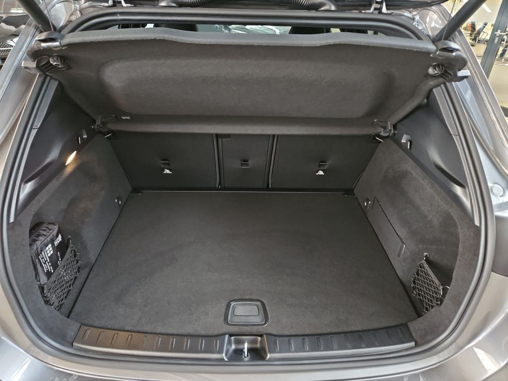 Fahrzeugabbildung Mercedes-Benz GLA 200 ++ AMG+EDITION+NIGHT+AHK+WINTER-PAKET ++