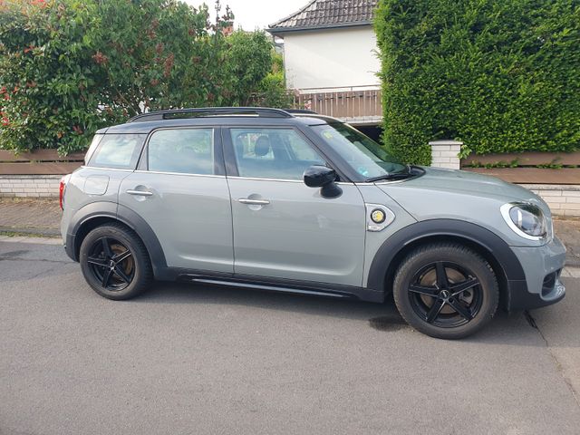 MINI COUNTRYMAN SE All4 - Plug-in-Hybrid - Allrad