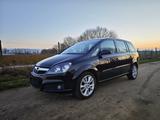Opel Zafira 2.2 direct CATCH ME mit neuem Tüv - Opel Zafira: Catch Me