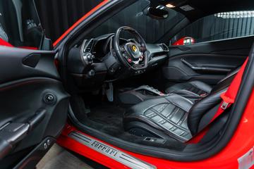صورة مصغرة 22 لـ 2017 Ferrari 488 GTB