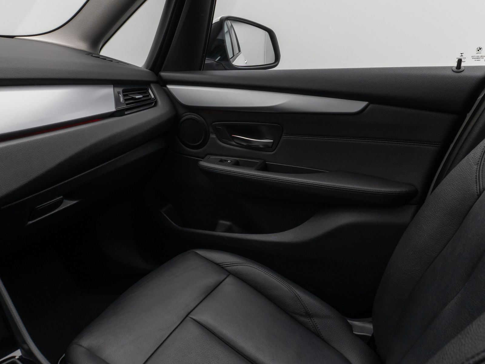 Fahrzeugabbildung BMW 220d Gran Tourer Advantage Kamera HUD Komfort