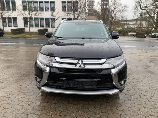 Mitsubishi Outlander Edition 100+ 4WD