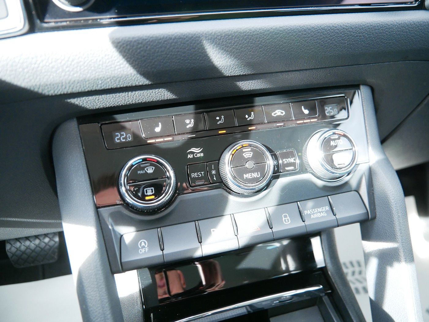 Fahrzeugabbildung SKODA Kodiaq 2.0 TDI STYLE DSG Kamera MATRIX SHZ+LHZ
