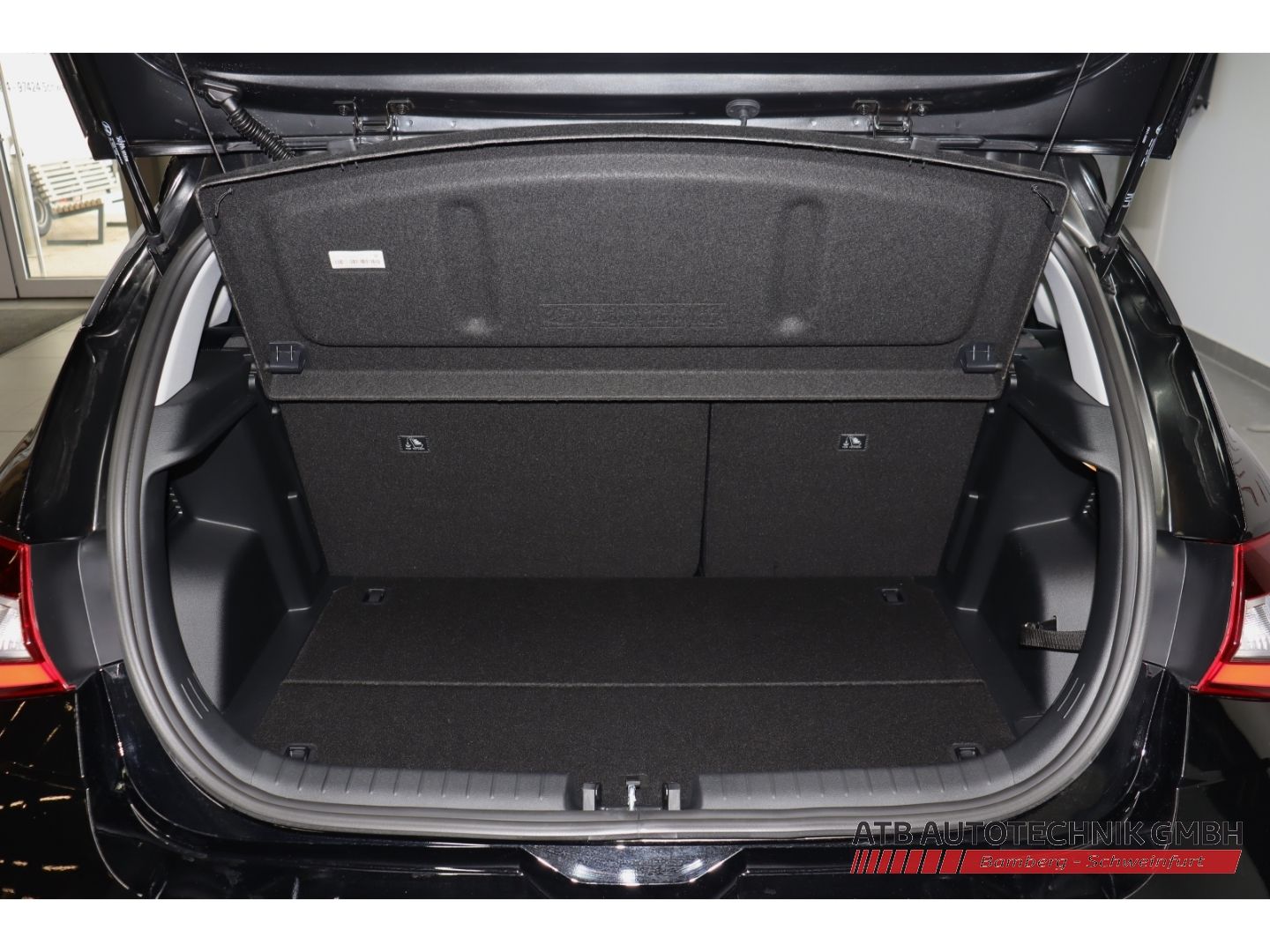 Fahrzeugabbildung Hyundai i20 Trend MY25 1.0 T-GDI 100 PS 7-DCT 2WD Lichtp