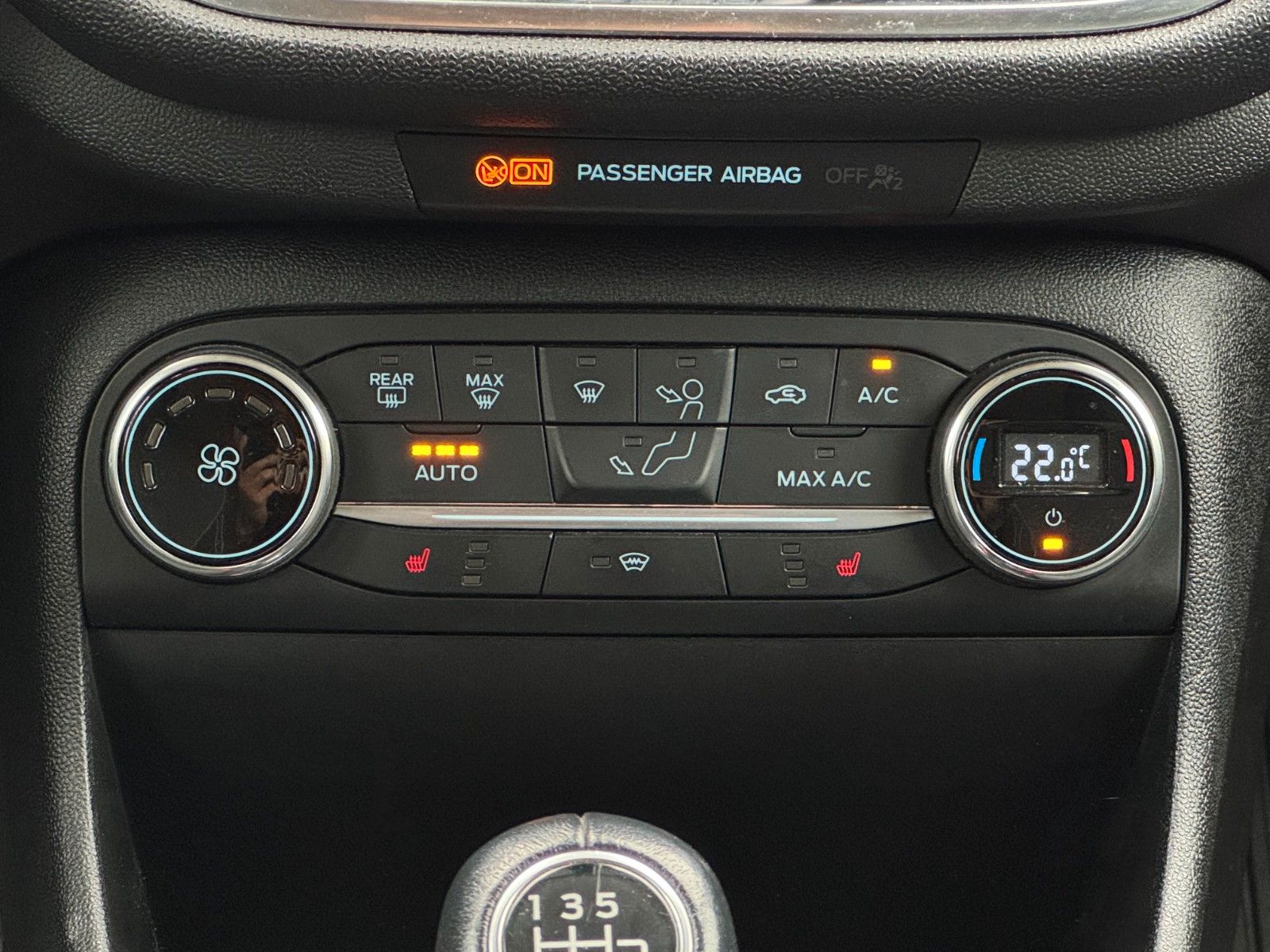 Fahrzeugabbildung Ford Fiesta 1.0 EB Active 140ps Kam Navi Temp SHZ LKA
