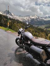 Triumph Bonneville T120 Black - TRIUMPH T120