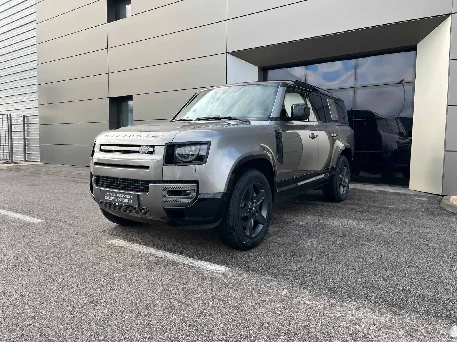 Land Rover Defender 130 X-Dynamic SE