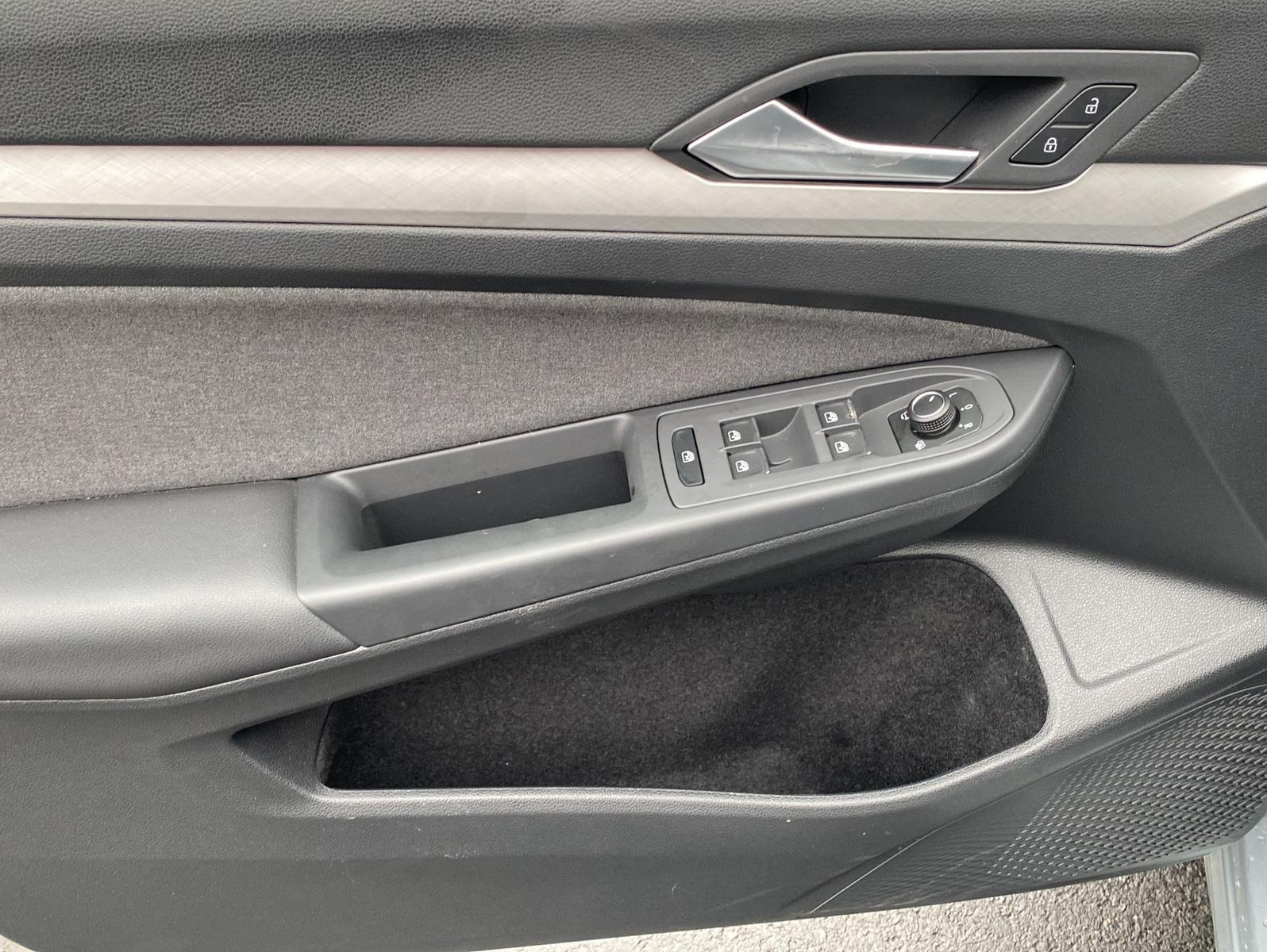 Volkswagen Golf Variant 1.5 eTSI DSG Life*5 Jahre Garantie*, миниатюра 10