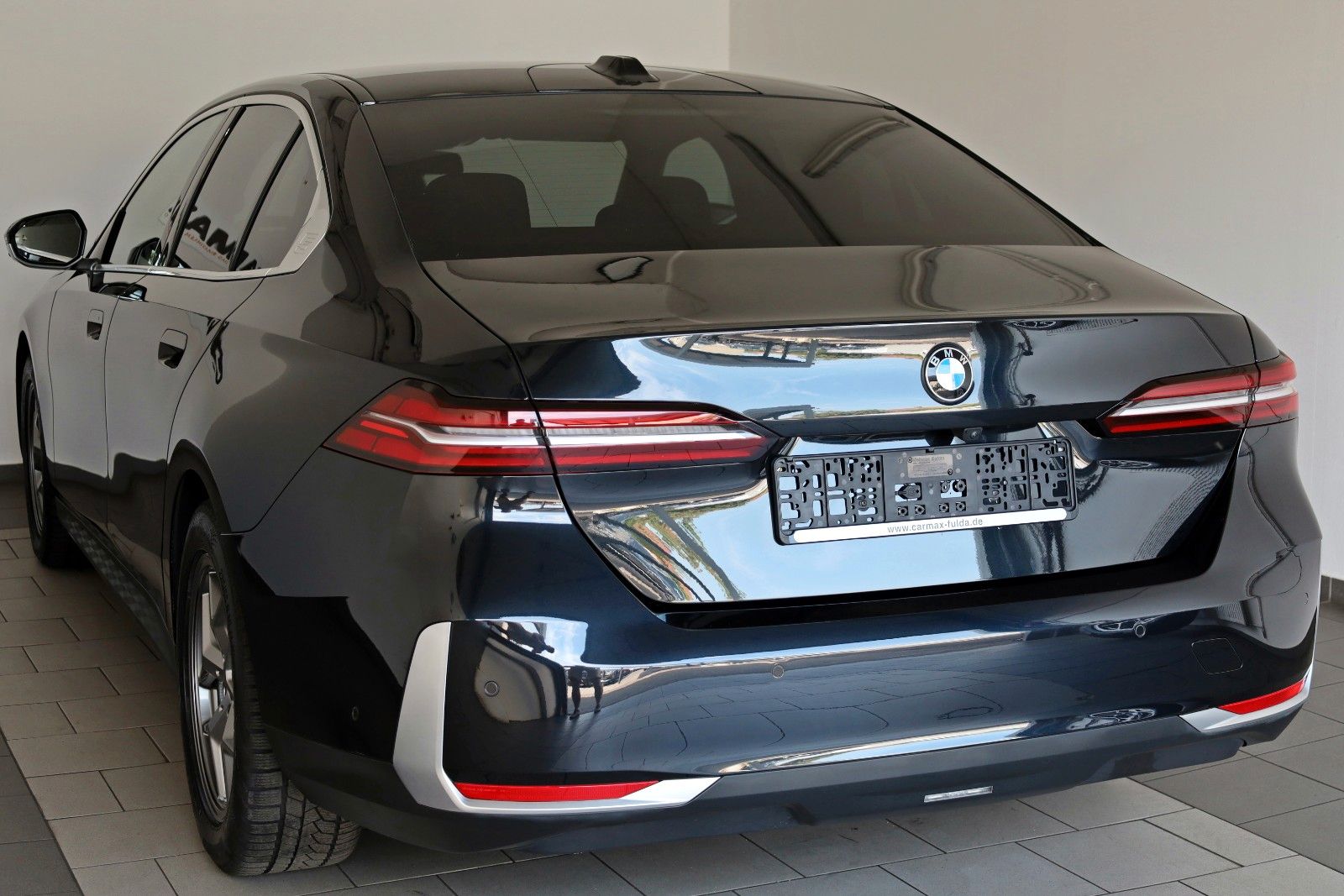 Fahrzeugabbildung BMW 520 d,Travel+Innov. Pak,Panorama,HUD, AHK el,+WR