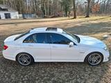 Mercedes-Benz C 63 AMG AMG Facelit - Mercedes-Benz C 63 AMG mit Benzin-Antrieb: Limousine