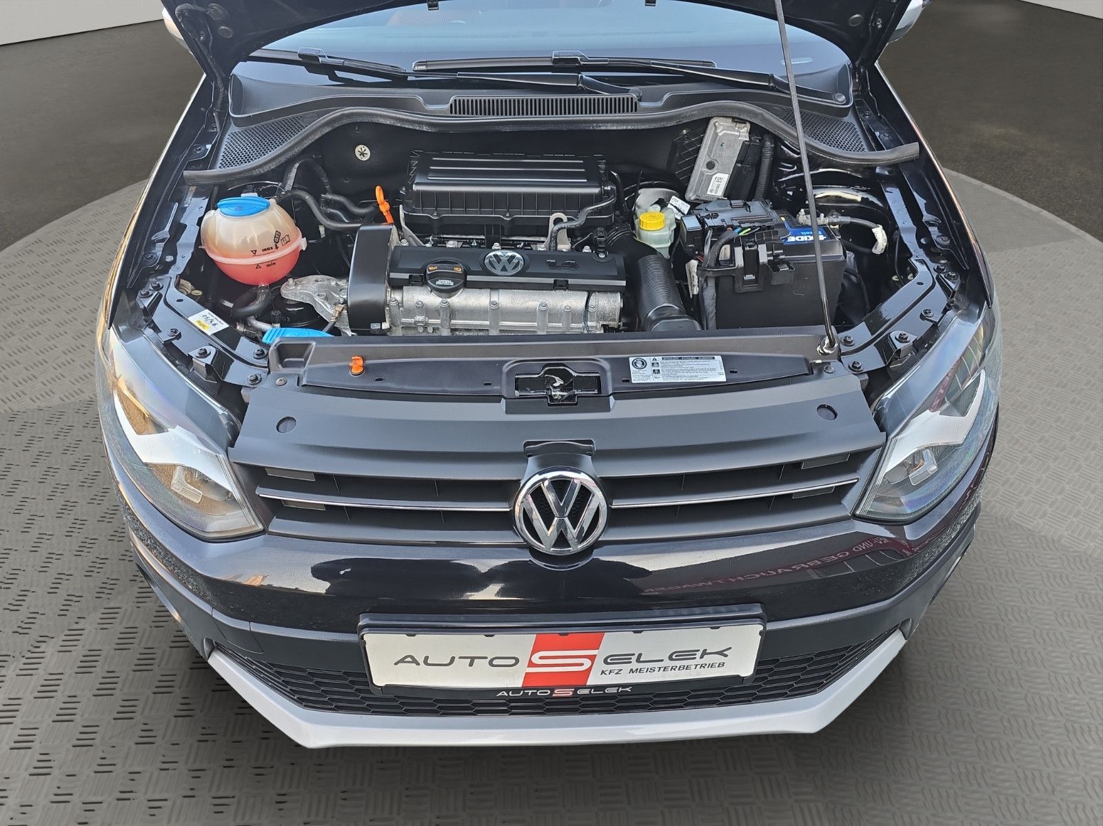 Fahrzeugabbildung Volkswagen Polo V CrossPolo