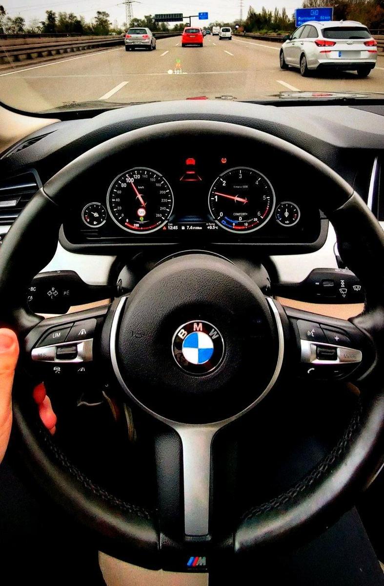 BMW 530