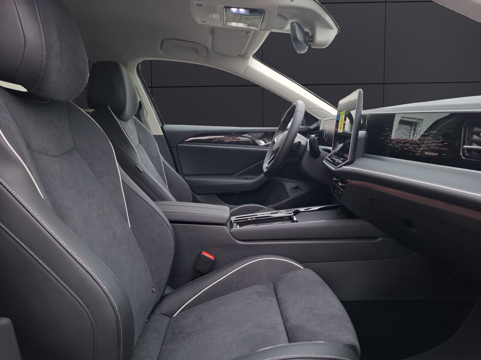 Fahrzeugabbildung Volkswagen Passat Variant TDI Elegance DSG Matrix AHK Navi