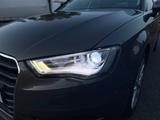 Audi A3 Sportb. Amb S-tron AHK,8-Fach,Bi-Xe,SHZ,PDC.. - Audi A3 8P mit Benzin-Antrieb