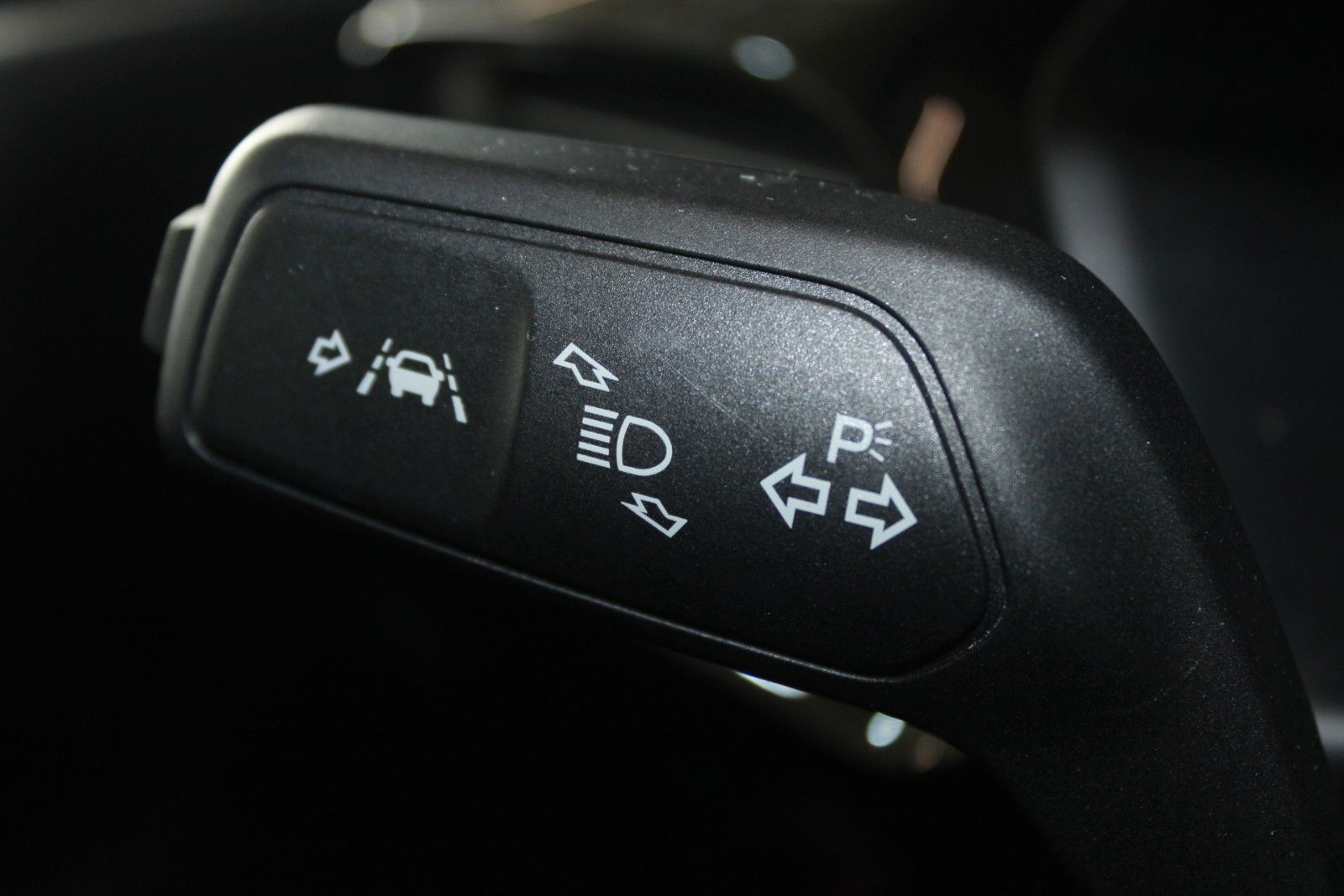 Fahrzeugabbildung Ford Fiesta Trend KLIMA LED WinterPaket PDC 1.Hand