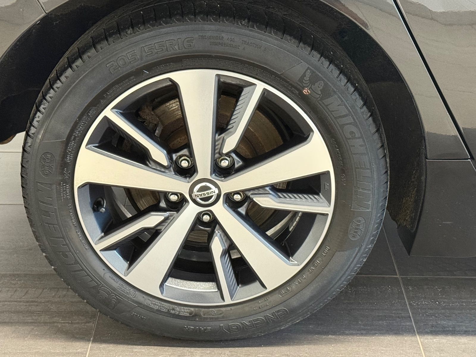 Fahrzeugabbildung Nissan Leaf Acenta - Navi, Winter-Paket