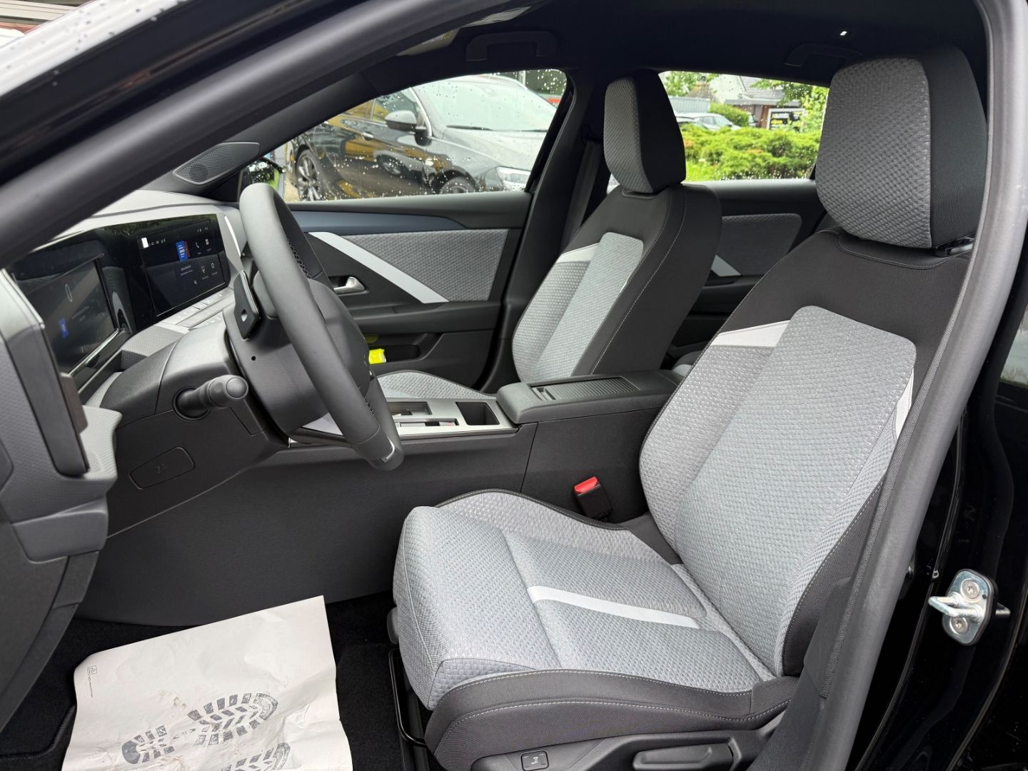 Fahrzeugabbildung Opel Astra L Edition SHZ+LHZ+Kamera+Allwetter