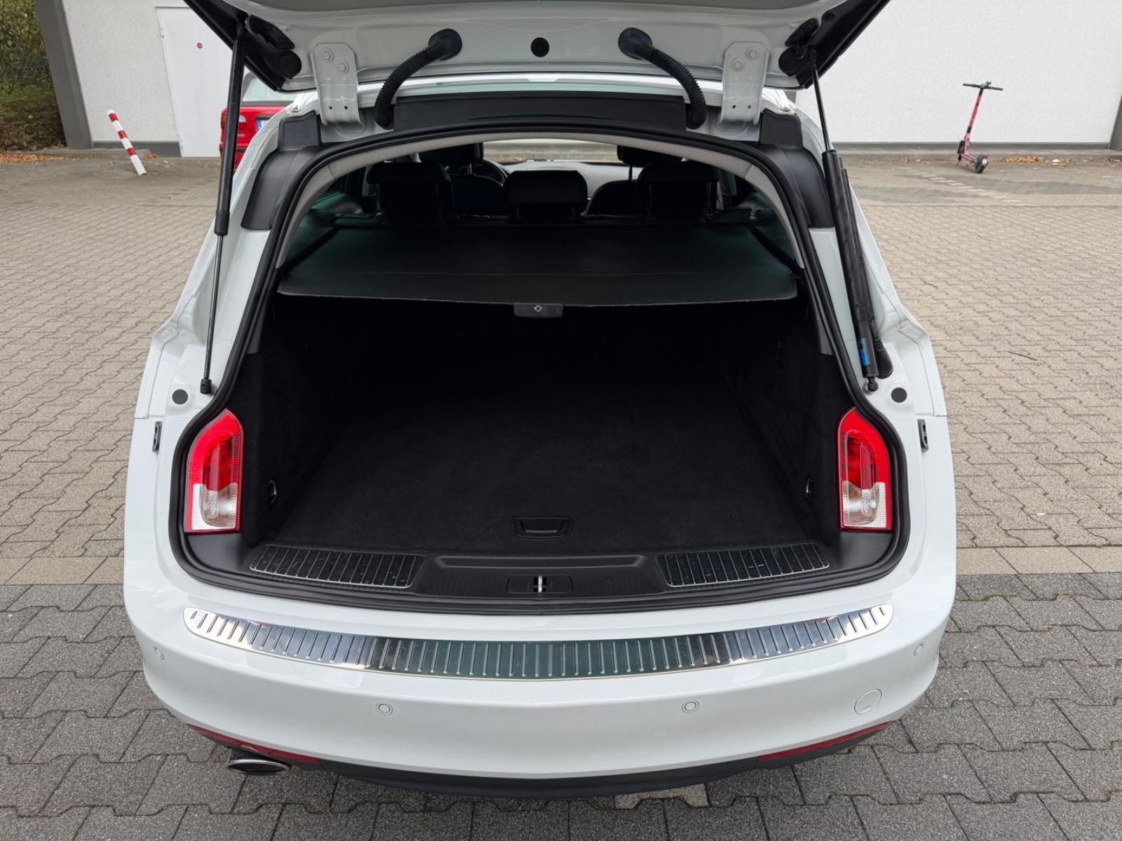 Opel Insignia  Business Innovation 170 PS AHK Leder