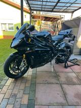 BMW S 1000 RR - Motorräder in Berlin