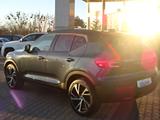 Volvo XC40 163PS Autm. R-Design Lagom-Edition Pano - Volvo aus 2022