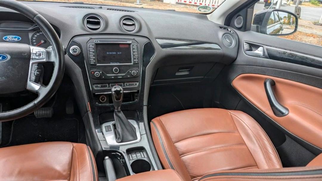 Ford Mondeo 2011 — photo 15
