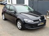 Volkswagen Golf VII 1.6 TDI Lim. PDC / SHZ / NAVI - 6-Sitzer Autos bis 10.000 Euro