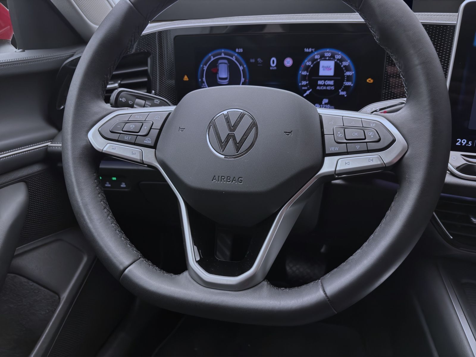 Volkswagen Passat Variant - Bild 12