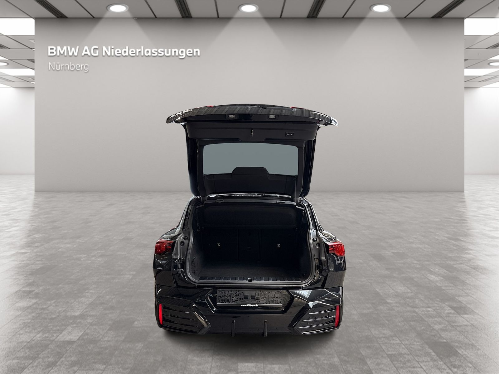 BMW iX2 - Bild 11