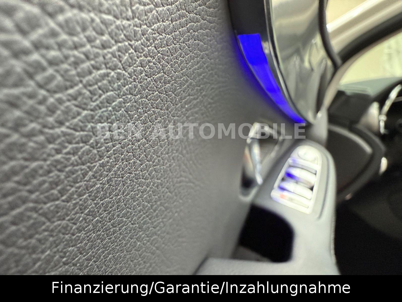 Mercedes-Benz GLC 300d 4Matic PANO+LED+RFK+AHK