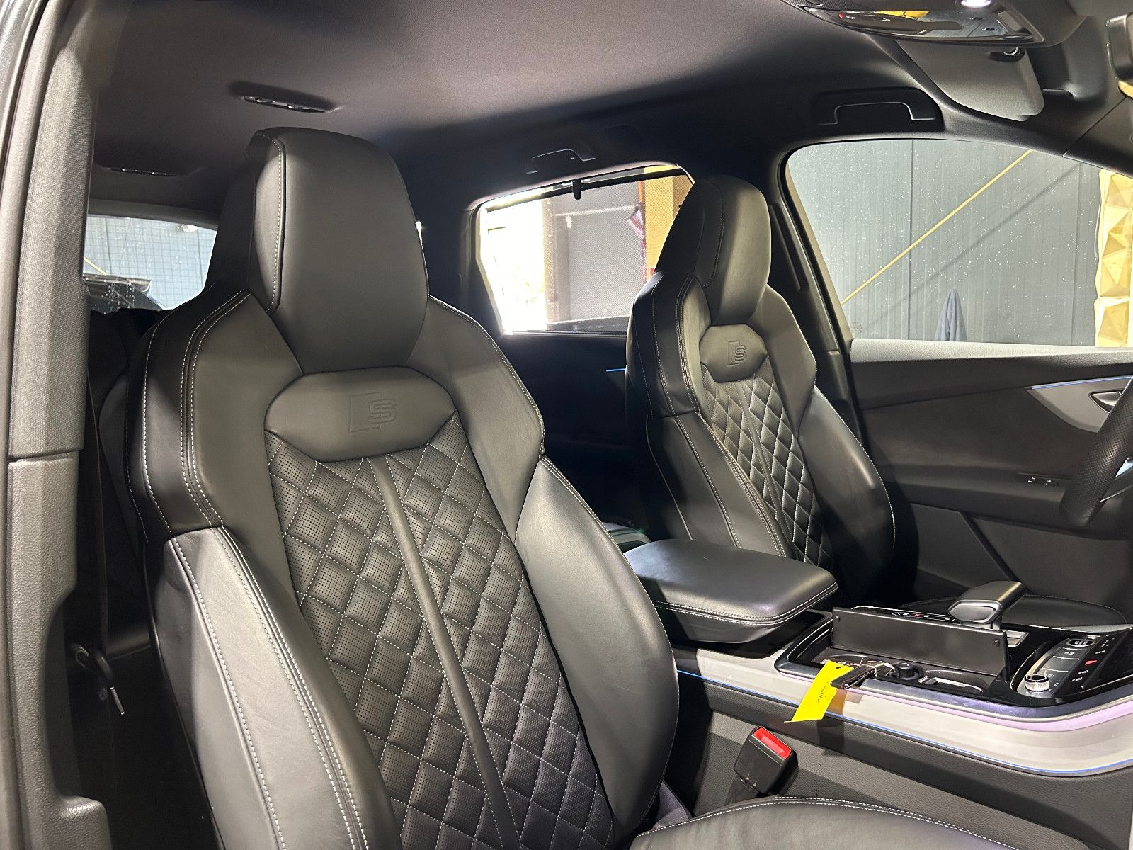 Fahrzeugabbildung Audi Q7 50 TDI quattro/S-LINE/HEAD-UP/COMPETITION/NAV