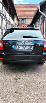 Skoda Superb  DSG 4x4 Standhz Tüv5/27 L & K VR6 - Skoda Superb von privat