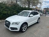 Audi SQ5 3.0 TDI quattro/NAVI/K-GO/20"/NETTO 15000 - Audi SQ5 Gebrauchtwagen in Berlin