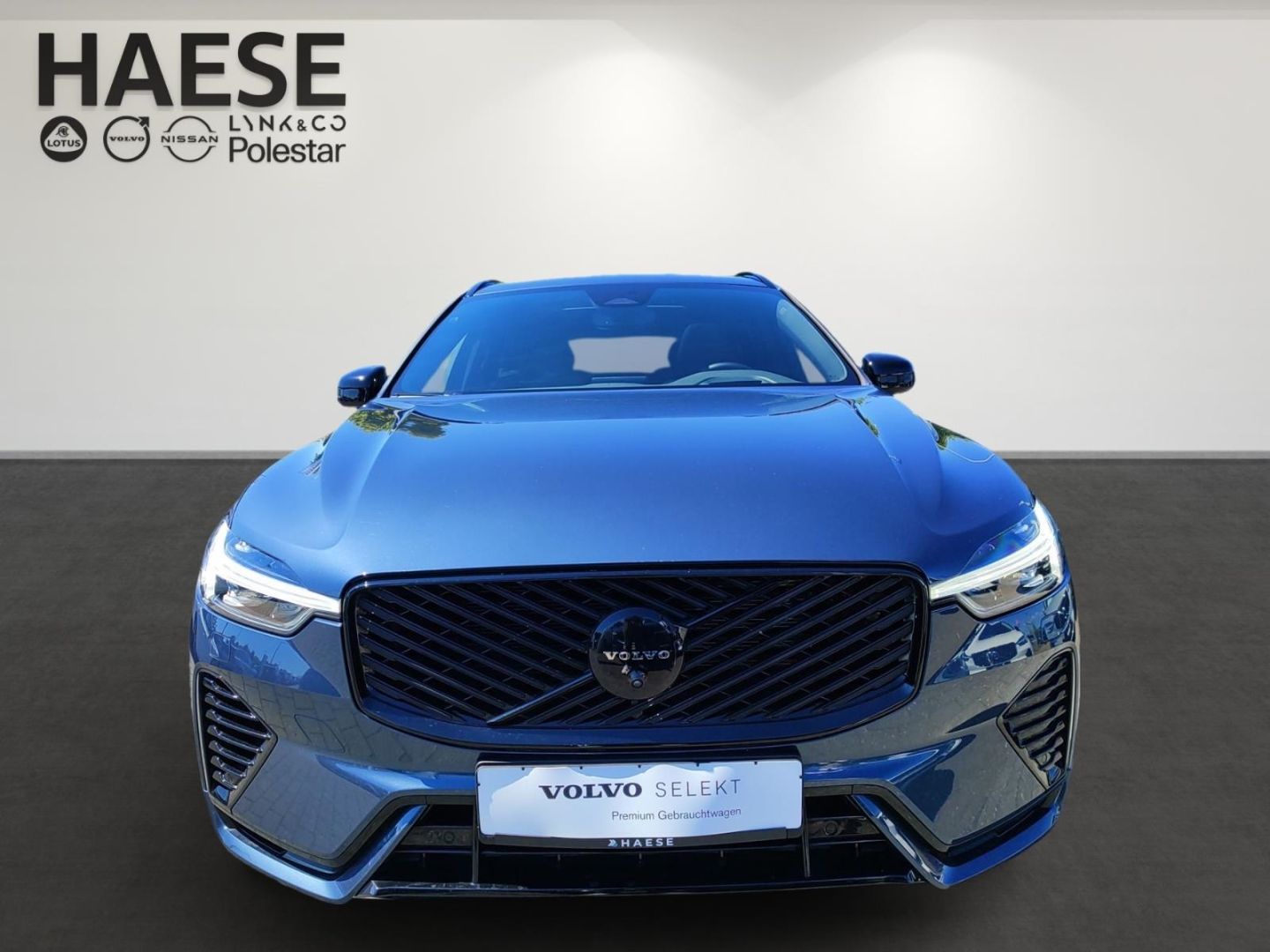 Volvo XC60 T8 Ultra Black Edition Recharge Plug-In Hyb imagem 2