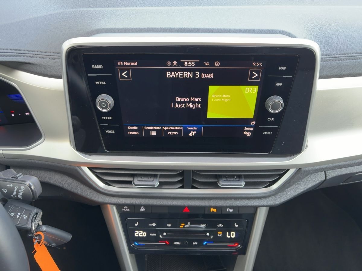 Volkswagen T-Roc - Bild 11