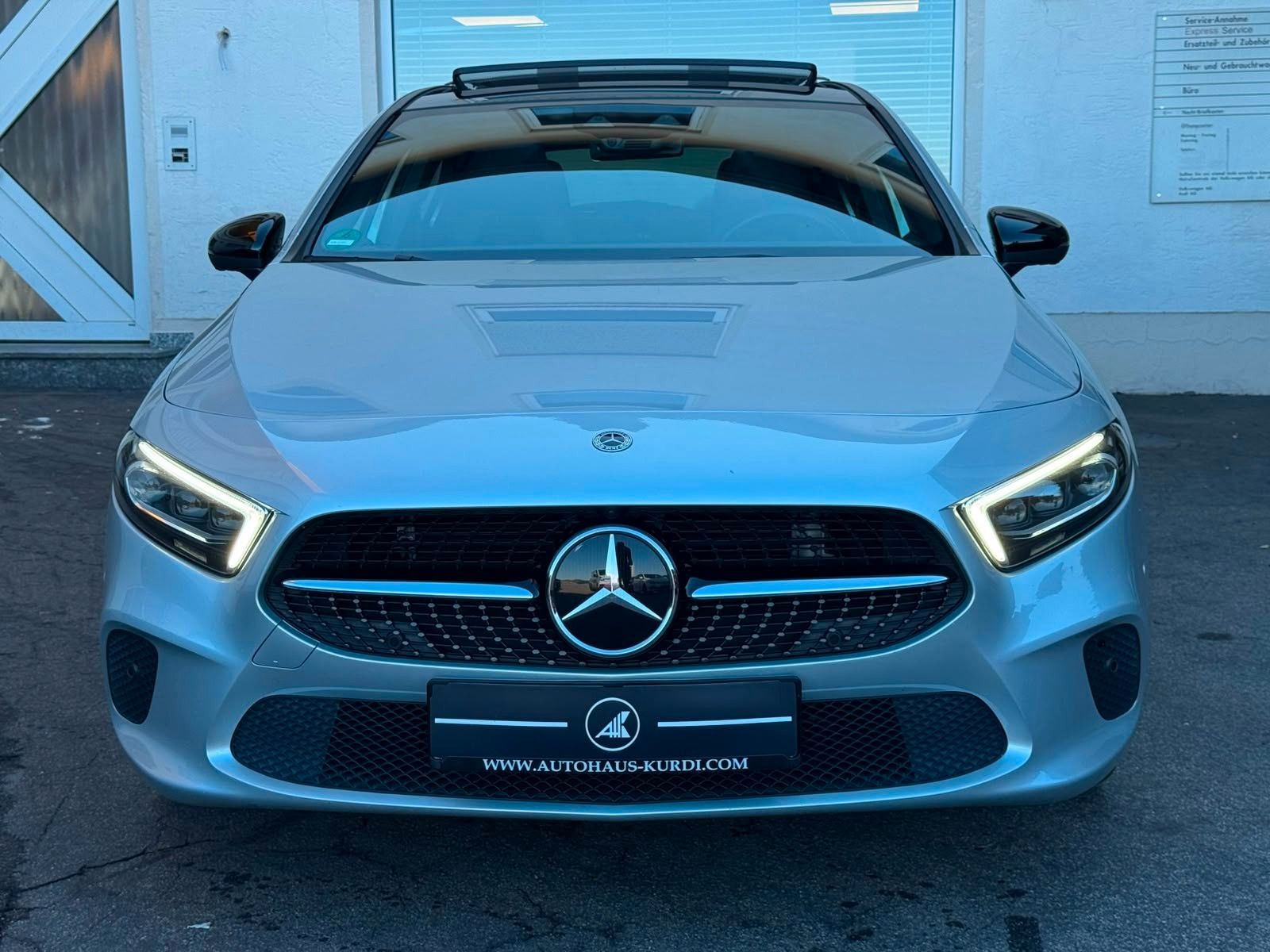 Mercedes-Benz A250 4M PANO ACC MULTIBEAM 360° MEMORY BURMESTER foto 3