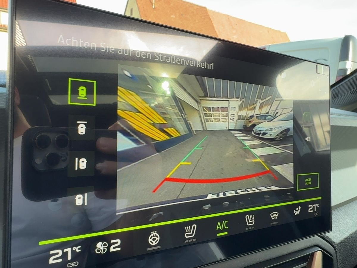 Fahrzeugabbildung Dacia Bigster Extreme HYBRID 155 el. Heckkl. SHZ