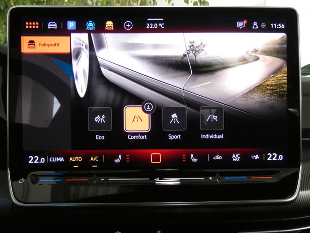 Golf VIII Lim. 2.0 TSI GTI PANO HUD 360° AHK