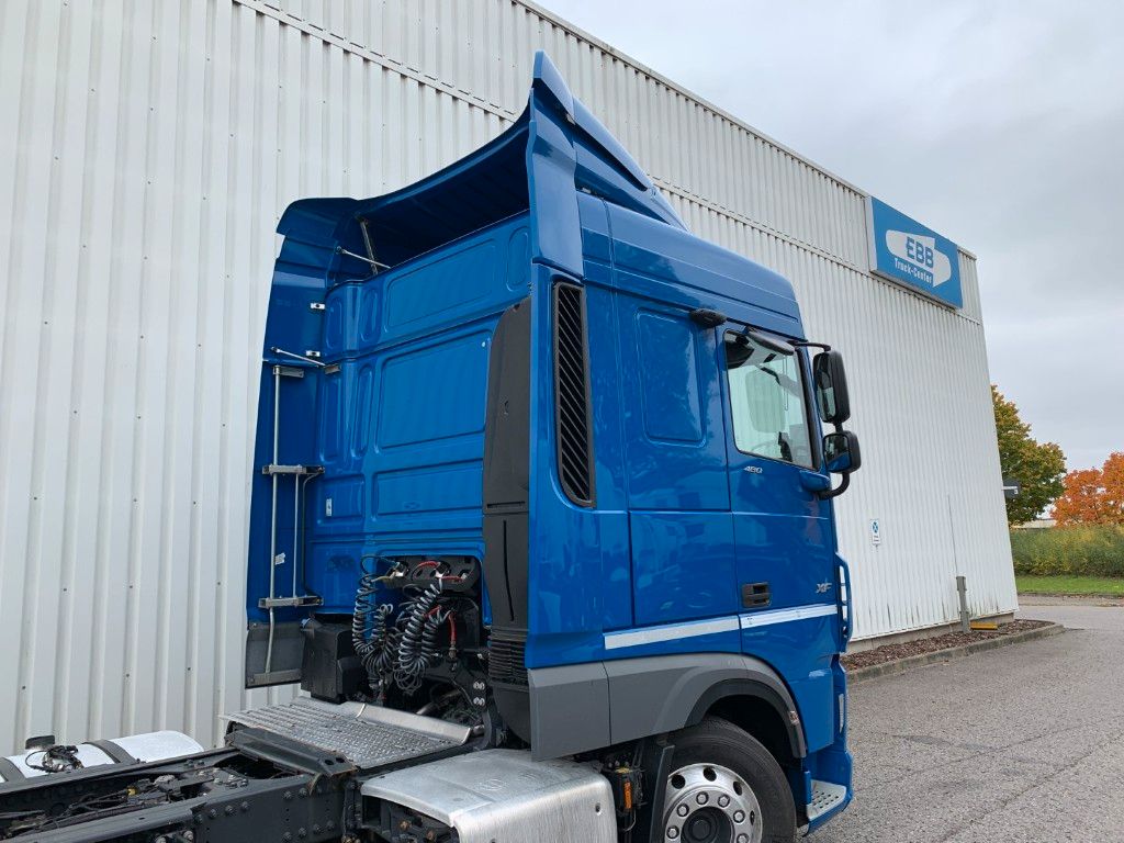 Fahrzeugabbildung DAF FT XF 480 SC LD