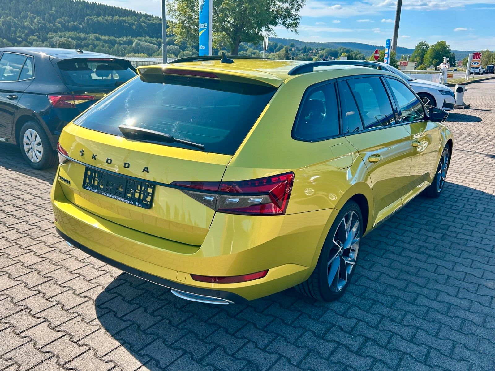 Skoda Superb Combi 2.0TDI Sportline Standheiz Matrix foto 3