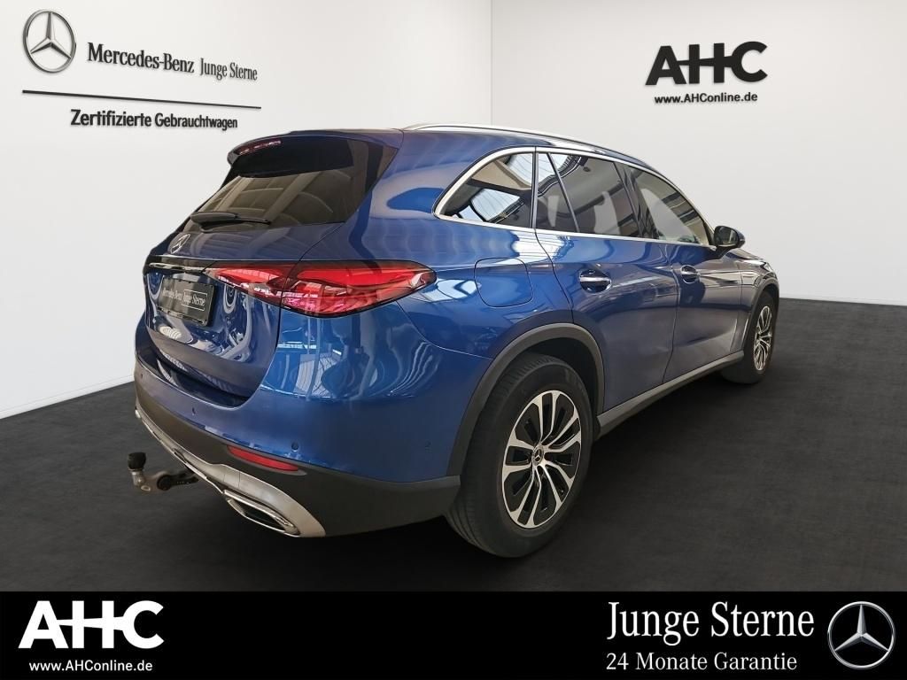 Fahrzeugabbildung Mercedes-Benz GLC 200 4M Avant AHK Pano HUD 360° LED Burmester
