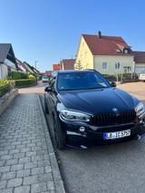 BMW X5 xDrive50i Automatik*Pano*Kamera*H&K - BMW X5: Xdrive50i