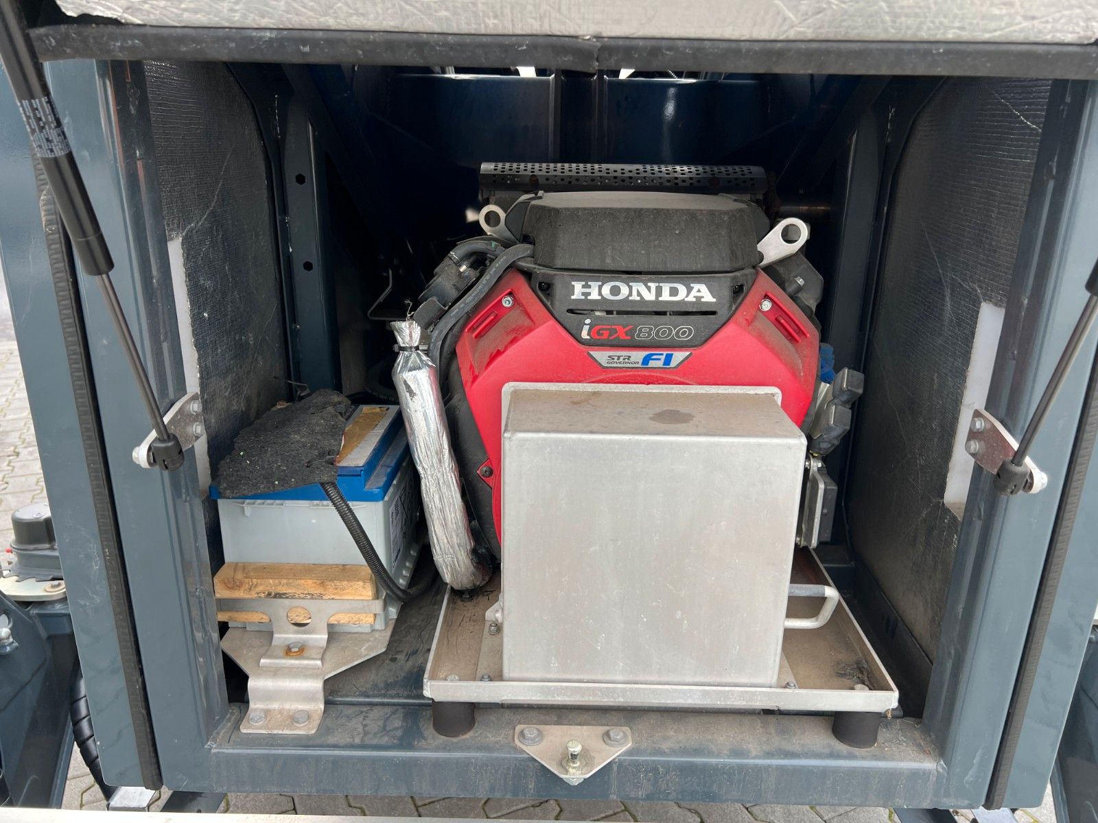 Fahrzeugabbildung Andere Böcker AHK 36 / nur 436 h / 2022