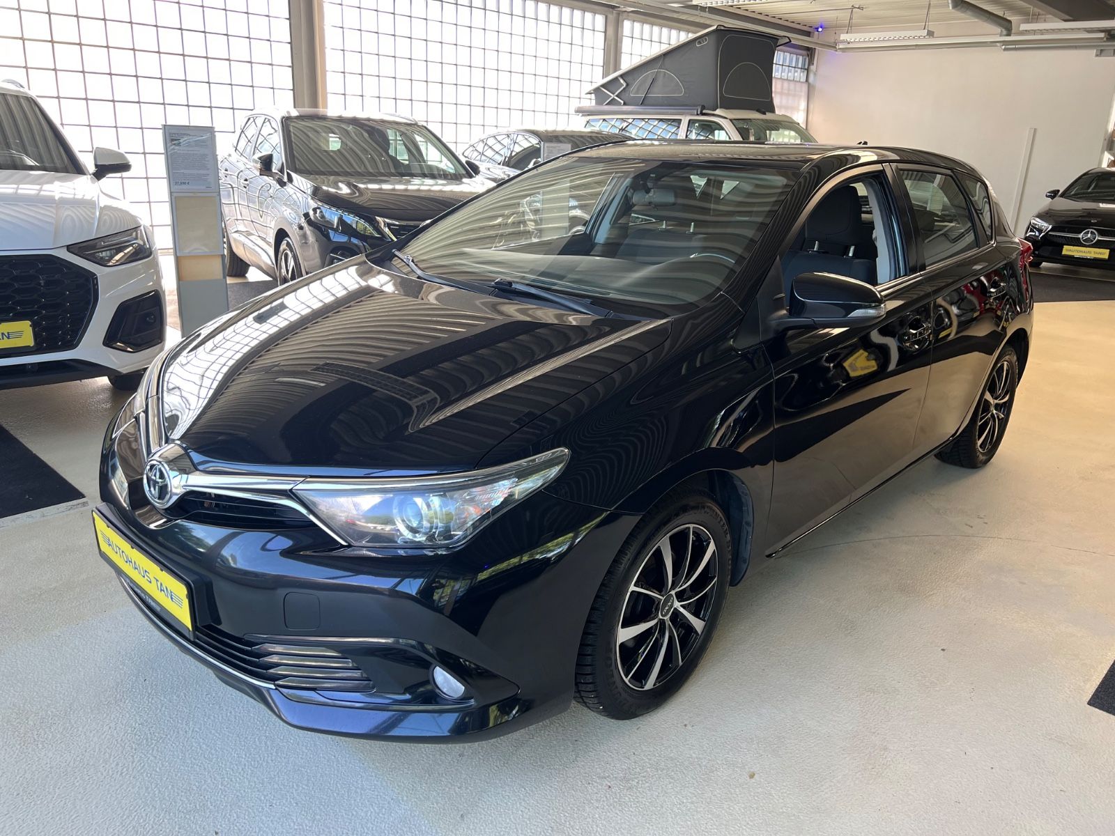 Fahrzeugabbildung Toyota Auris Comfort