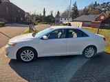 Toyota Camry XLE Hybrid 2013 - Toyota Camry: 2.2