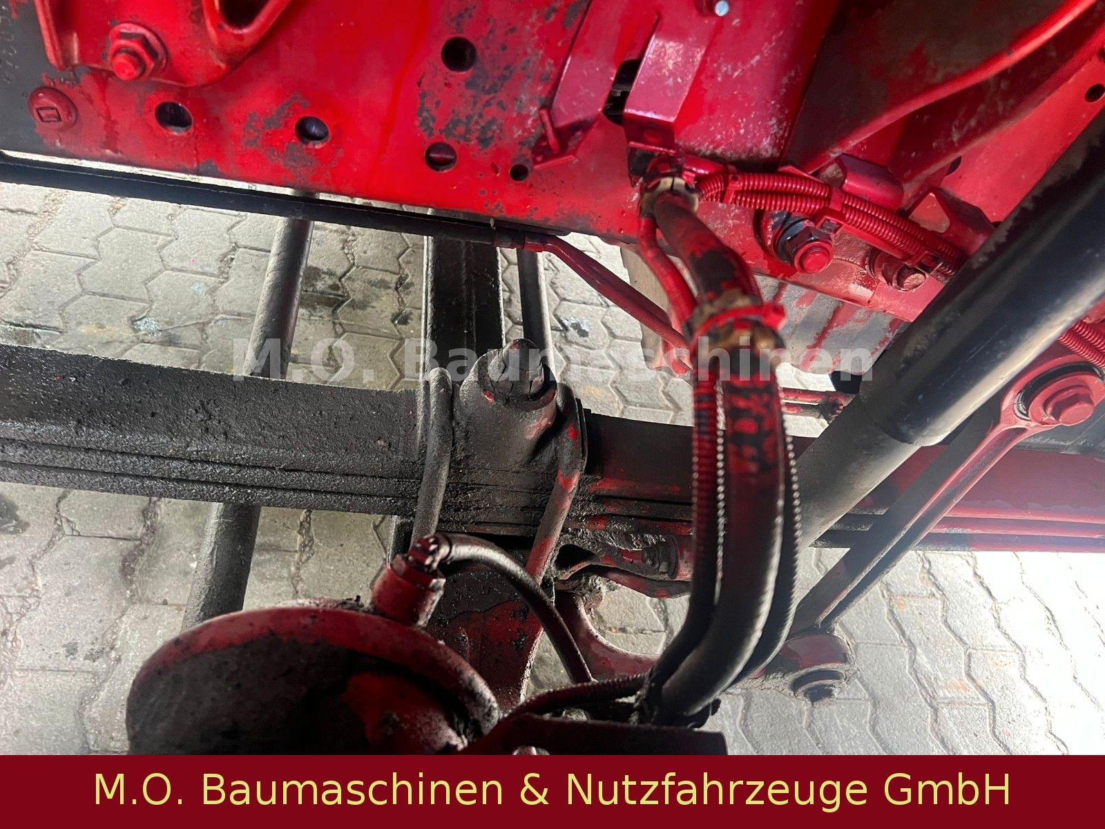Fahrzeugabbildung Mercedes-Benz Actros 2541 / Saug & Spühlwagen Kroll /13.000L