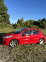 Peugeot 207 Premium 95 VTi Premium - Peugeot 207: Vti 95