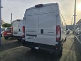 Peugeot Boxer 2.2 BlueHDi 180 L3H2 Autm.  3,5t - Peugeot Boxer l1h1