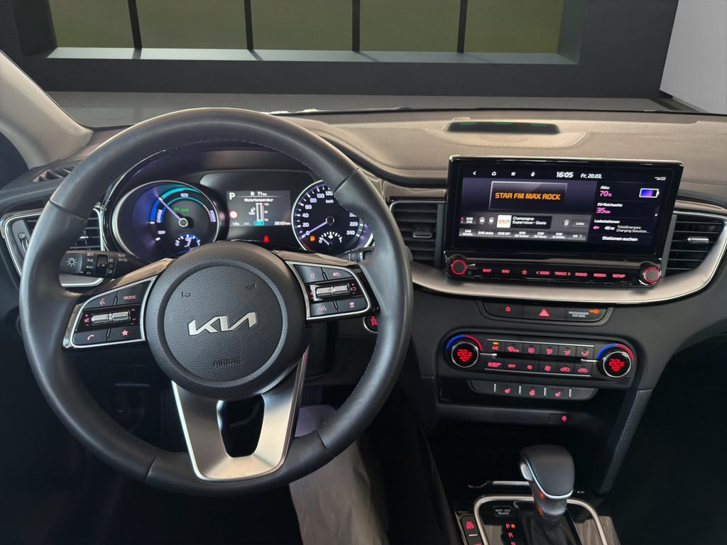 Kia Ceed SW 1,6 SPIRIT HYBRID LED NAVI ACC KLIMA 16"