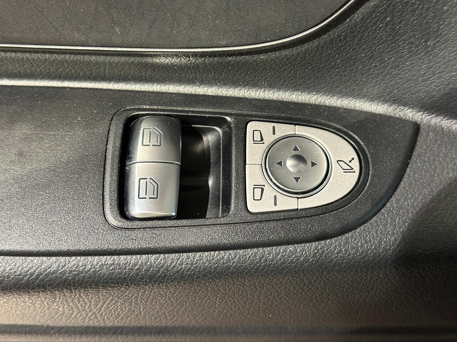 Mercedes-Benz VITO TOURER 114 LANG 9SITZE 2xSCHIEBETÜR 2xKLIMA